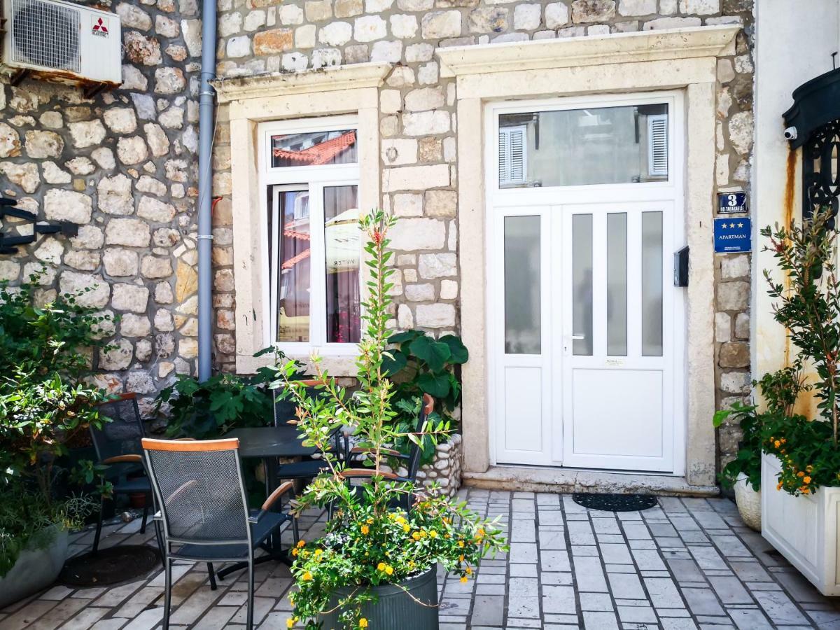Munroe Apartament *