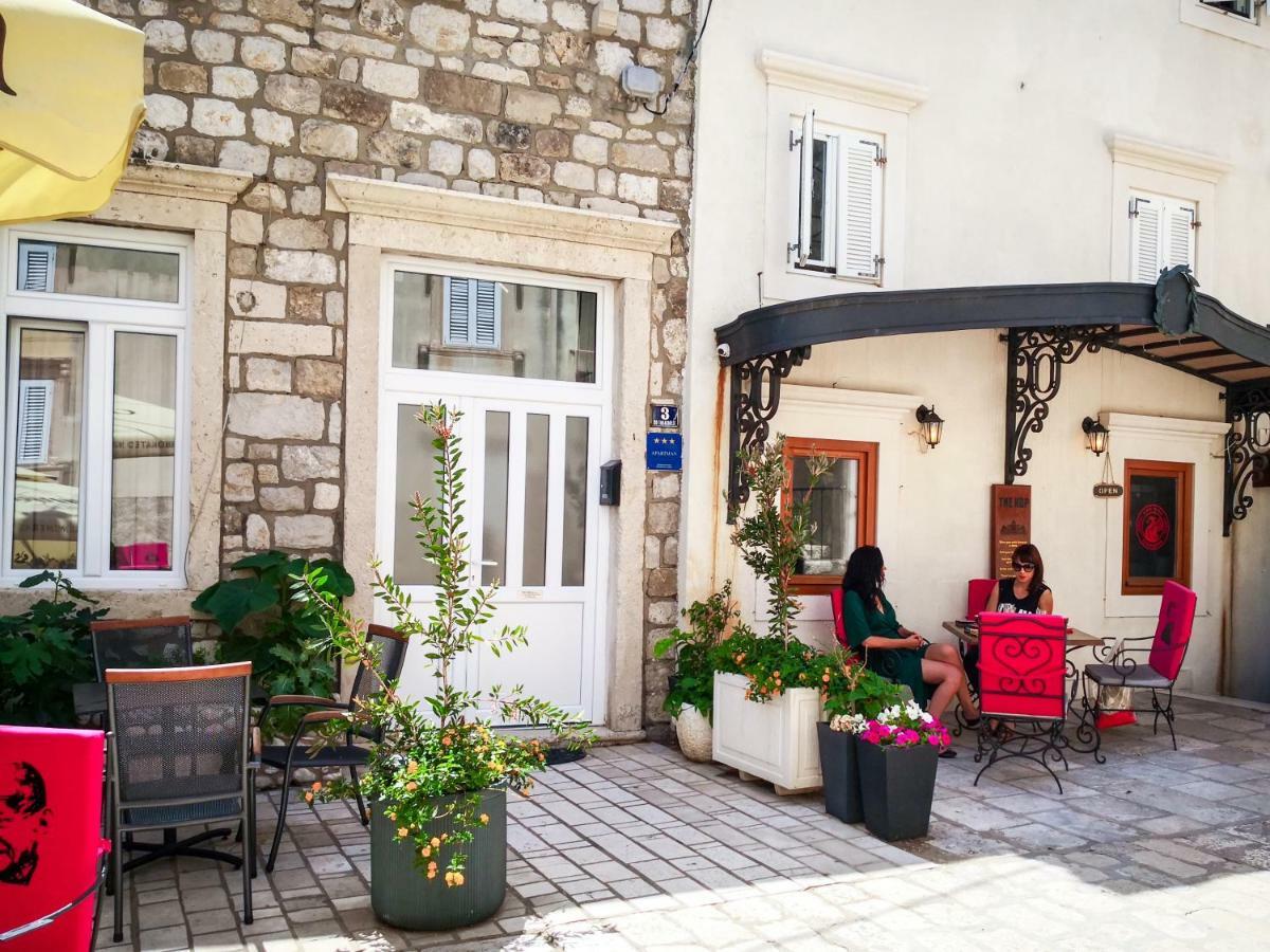 Apartament Munroe *